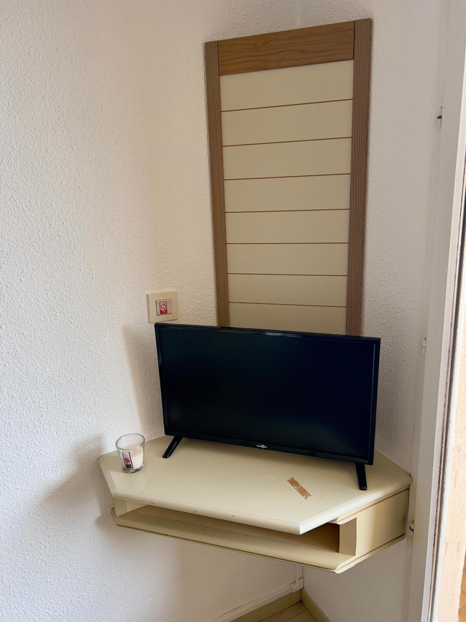 Apartment 4 Personnes Dans Golf De Valescure 2 *