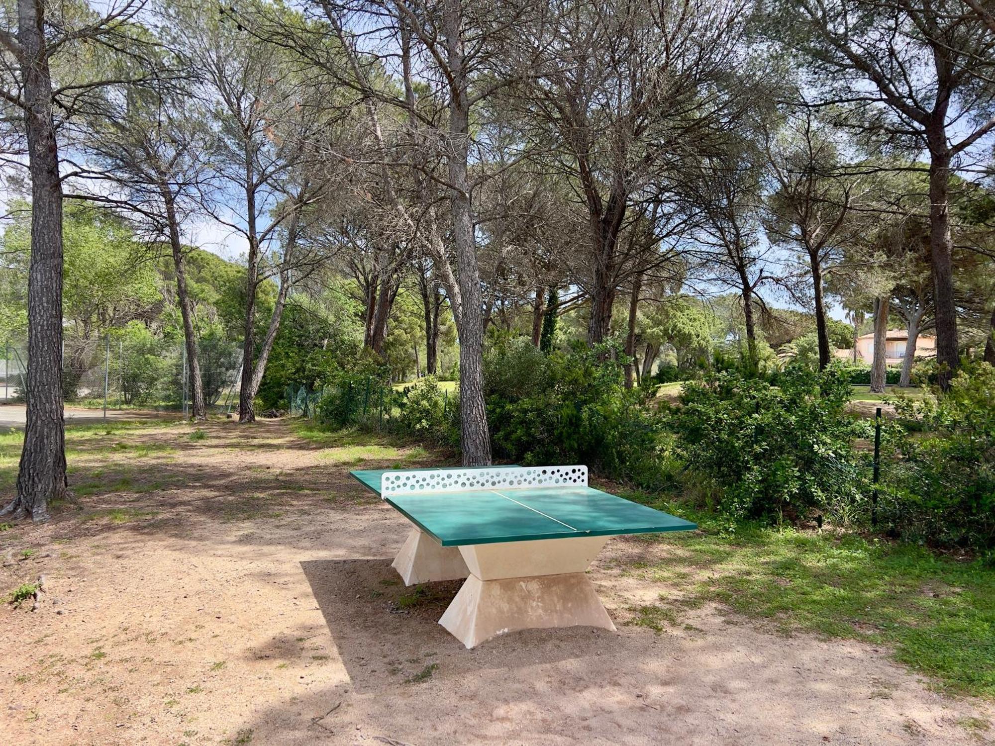 Apartment 4 Personnes Dans Golf De Valescure 2